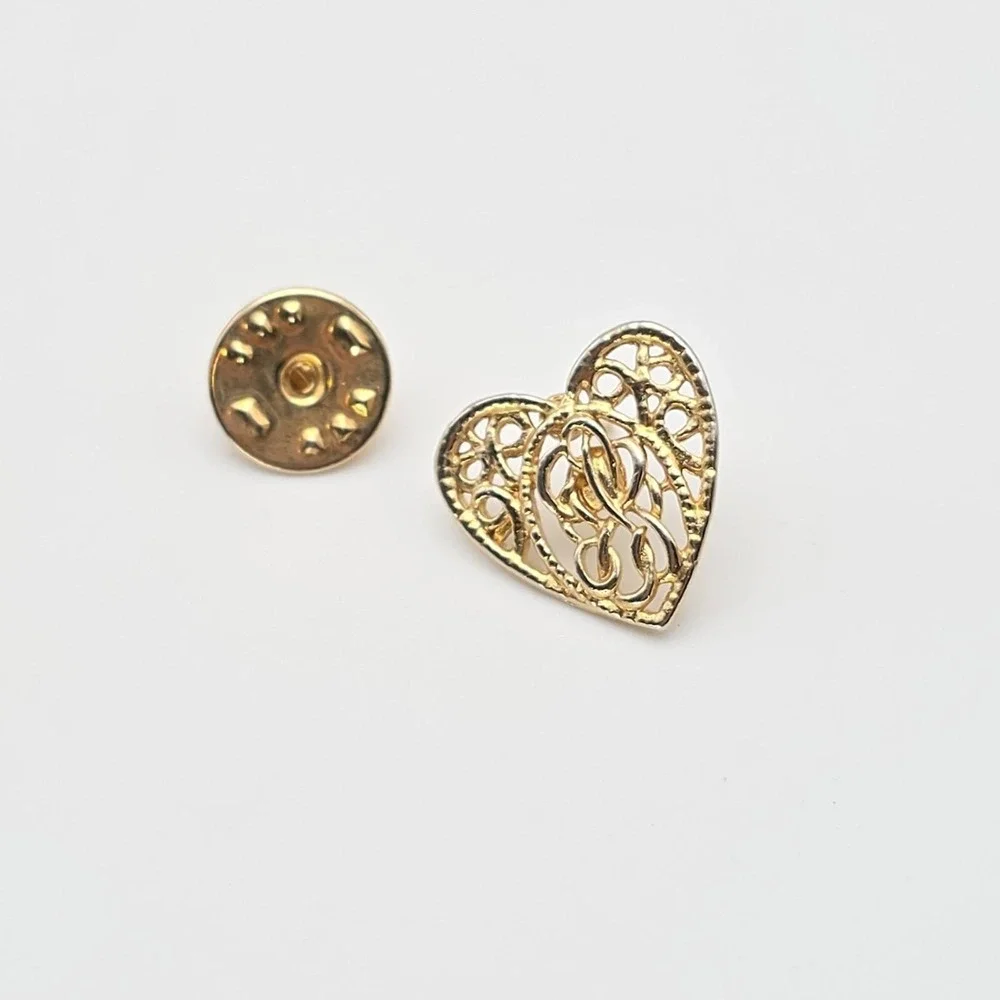 Vtg Monogram Heart Pin Brooch Initial L Or R Filigree Gold Plate .75